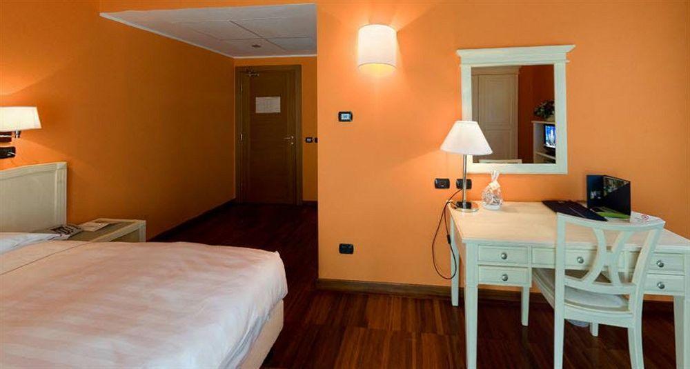 Hotel Ristorante Vecchia Riva Varese