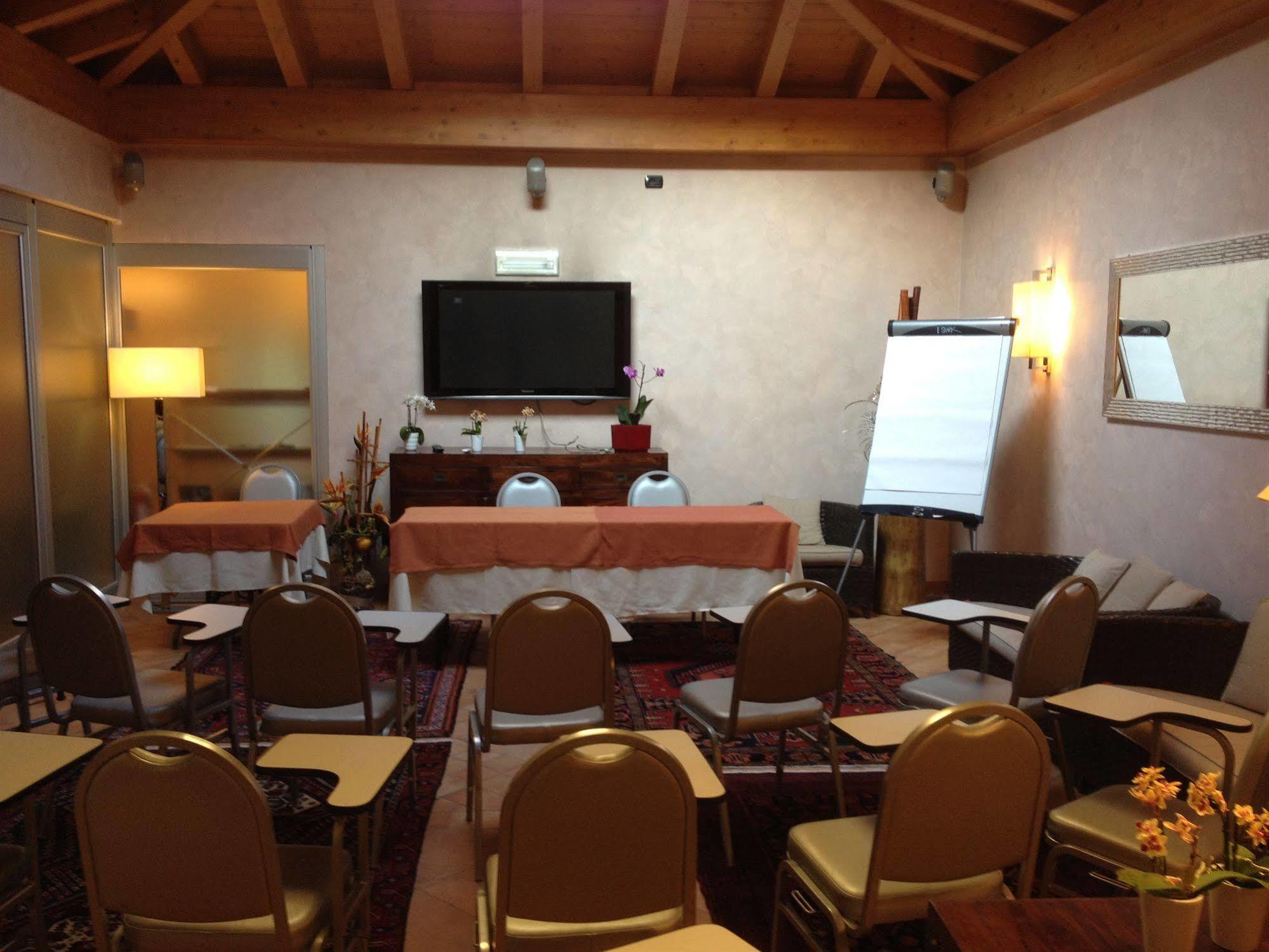 Hotel Ristorante Vecchia Riva Varese