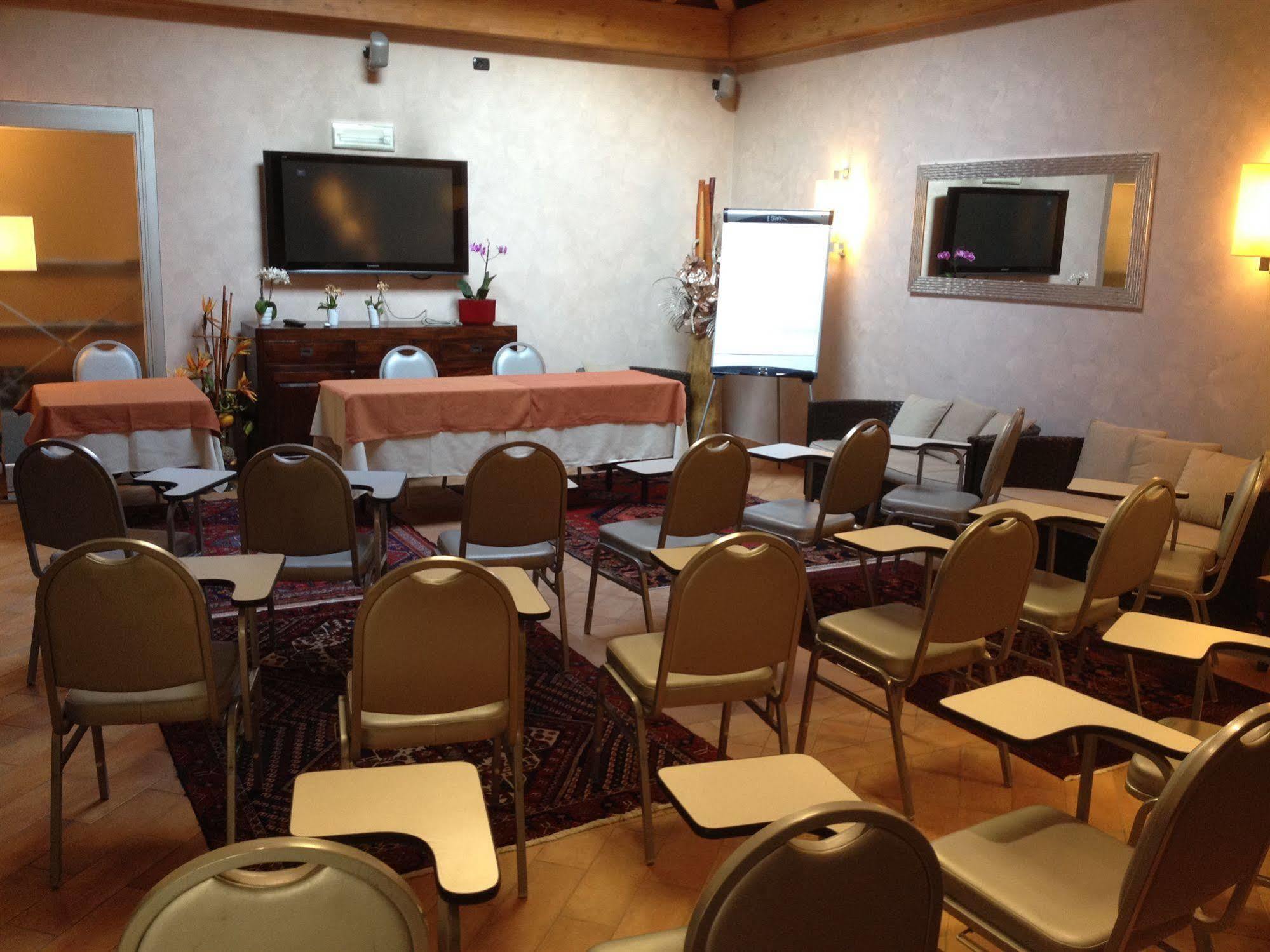 Ristorante Vecchia Riva Hotel 3*